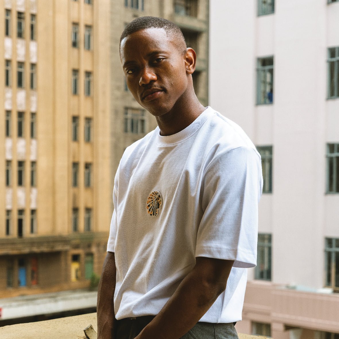 Kaizer Chiefs Pop Art Badge Boxy Tee - White - Old School