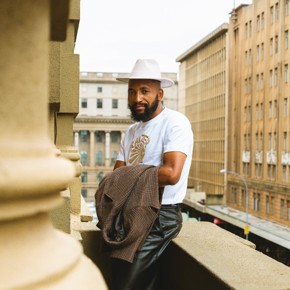 Kaizer Chiefs Vintage Regular Crew Tee - White - Old School