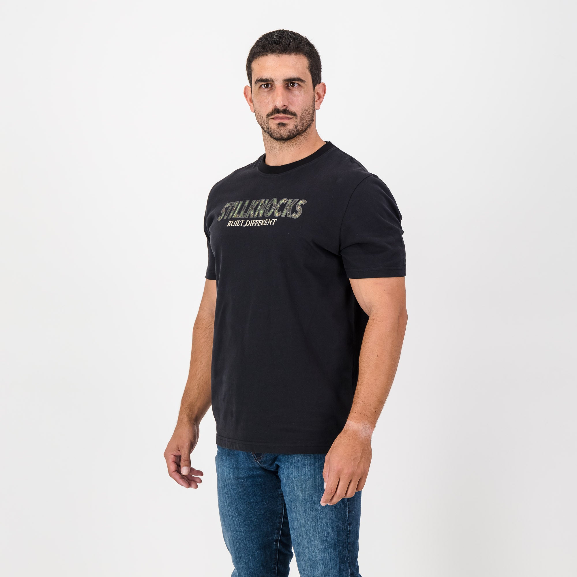 Stillknocks Built Diff Regular Crew Tee - Black - Old School