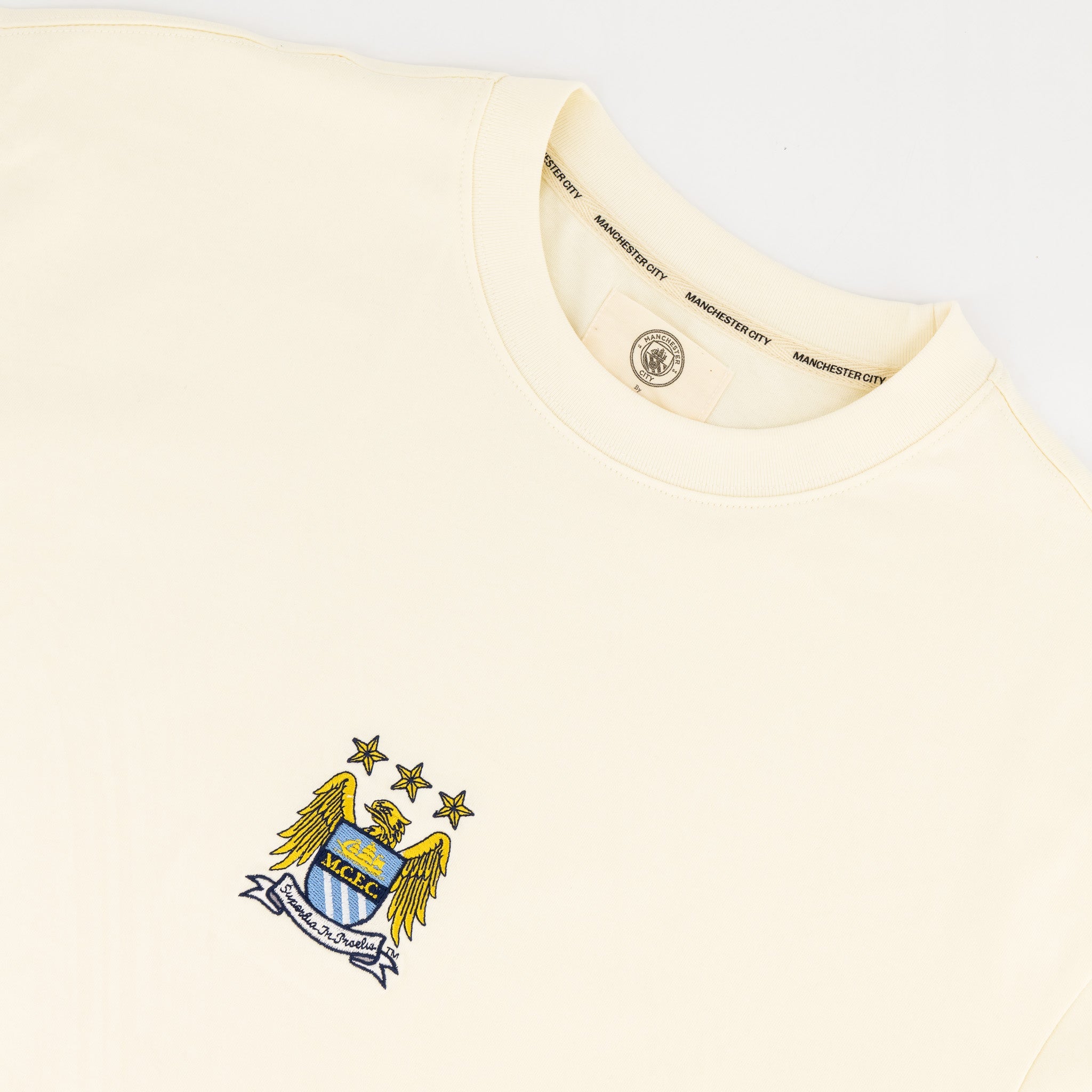 Manchester City Vintage Crest Boxy Tee-Cloud Dancer – Old School