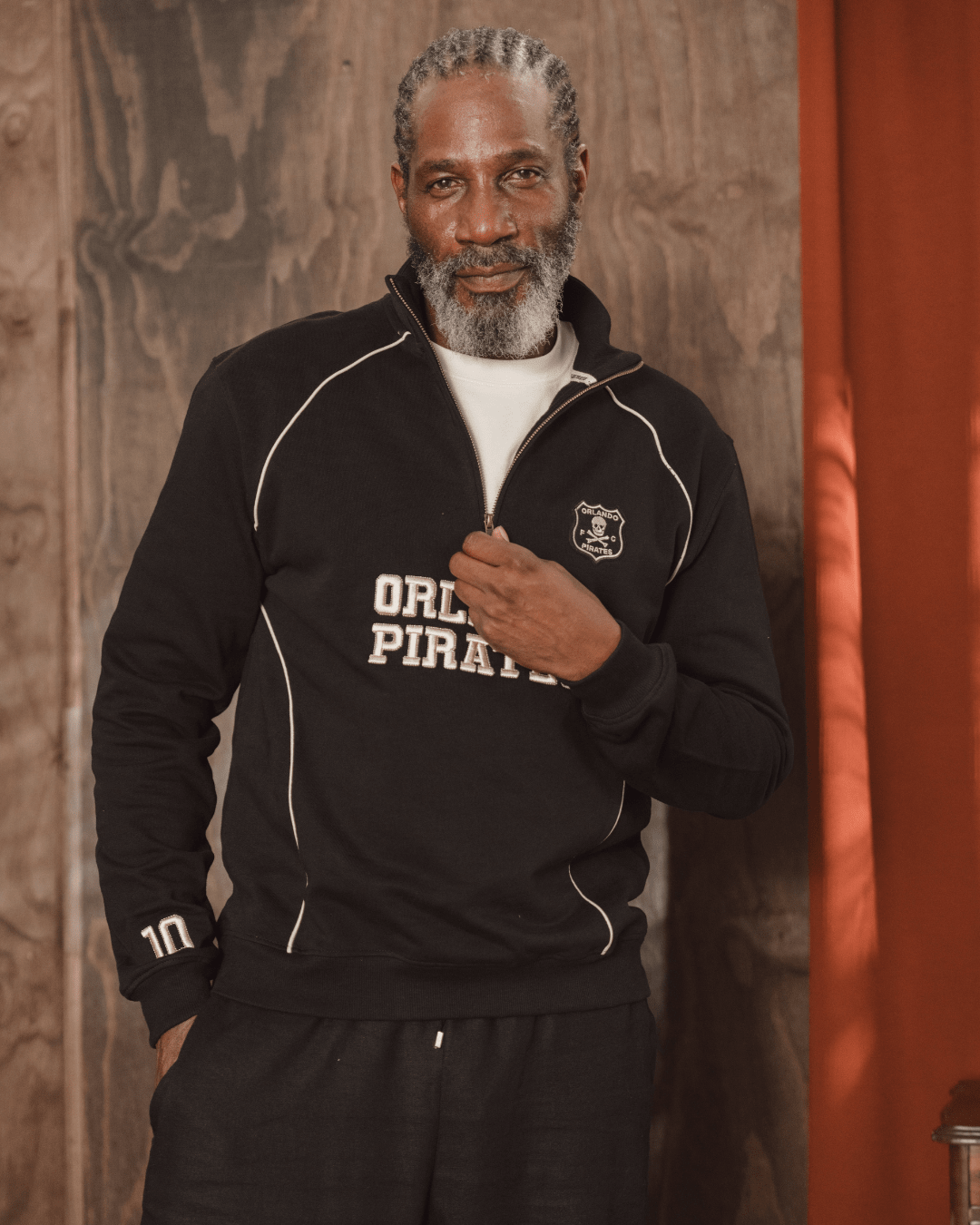 Orlando Pirates Piped Quarter Zip Sweat - black - Old School