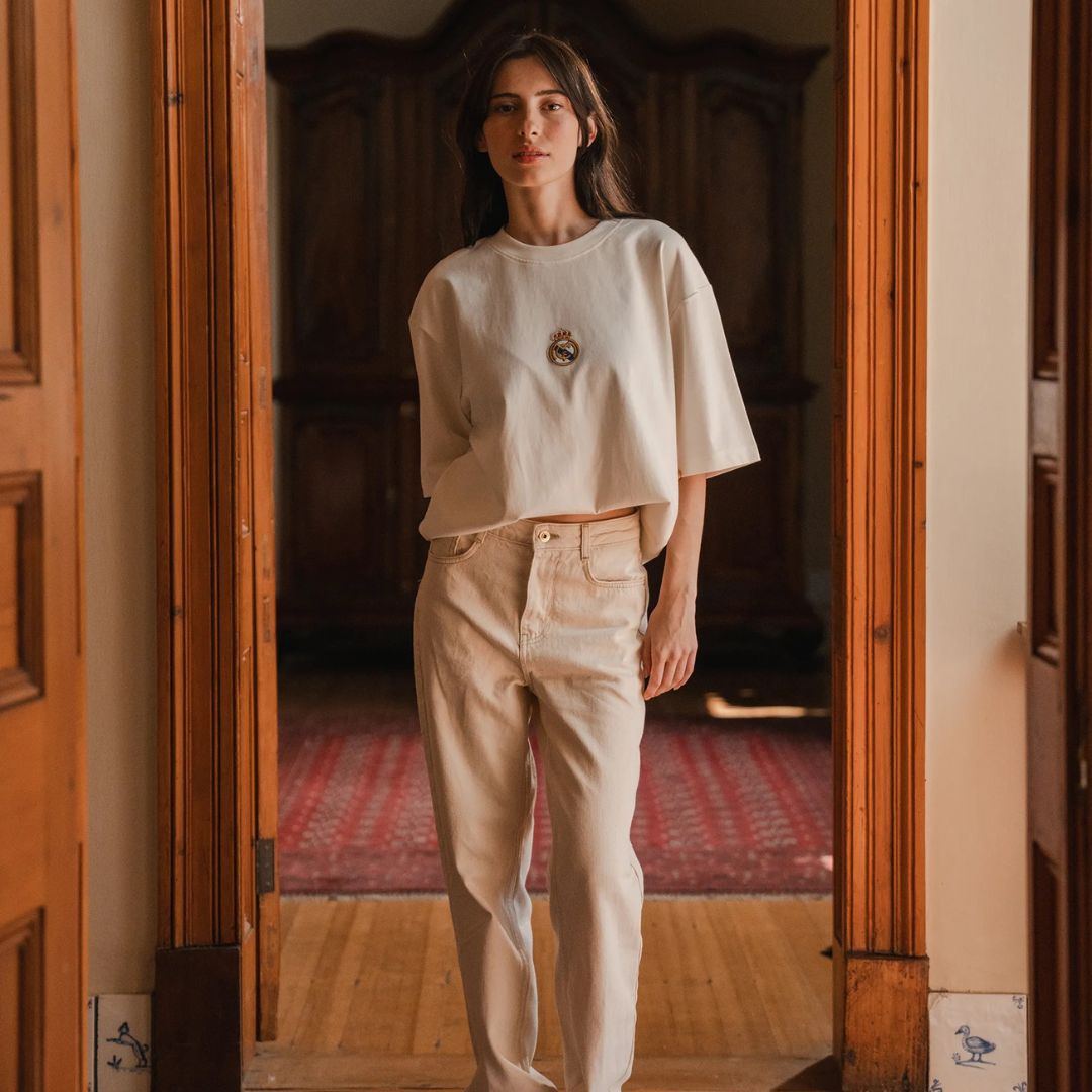 Real Madrid Crest Boxy Tee - Cloud Dancer - Old School