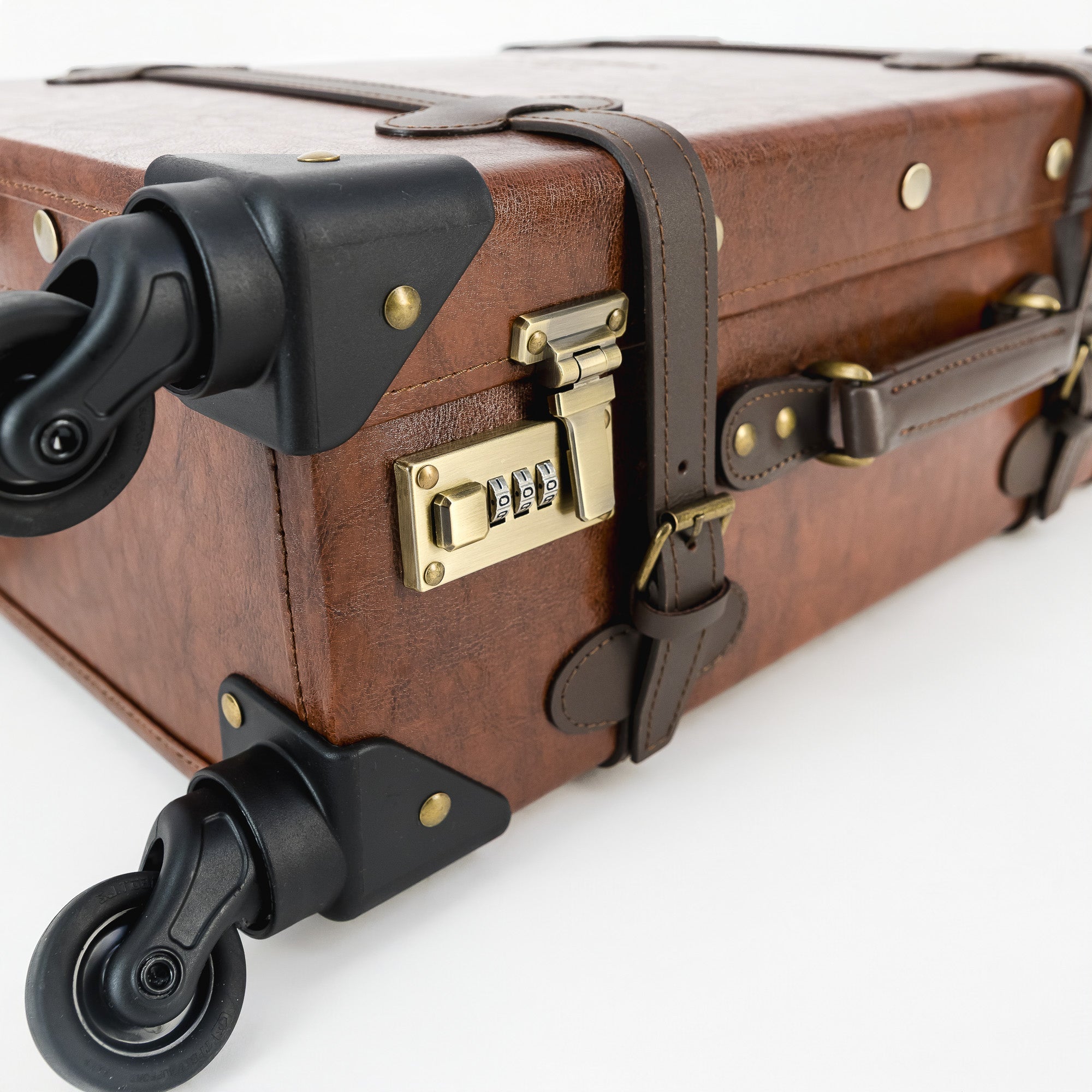 Springboks Heritage Leather Cabin Trolley – Chocolate - Old School